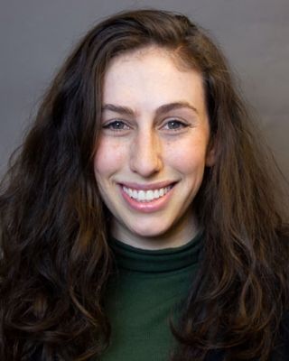 Photo of Sarah Stern, PMHNP, Psychiatric Nurse Practitioner