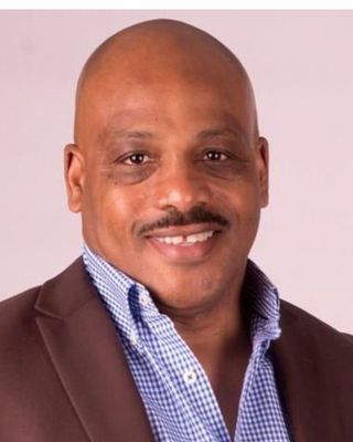 Photo of Leon Sankofa, PhD, LCSW, ABSDip, Clinical Social Work/Therapist