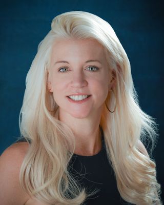 Photo of Michele Groetzinger, FNP-C, PMHNP, Psychiatric Nurse Practitioner