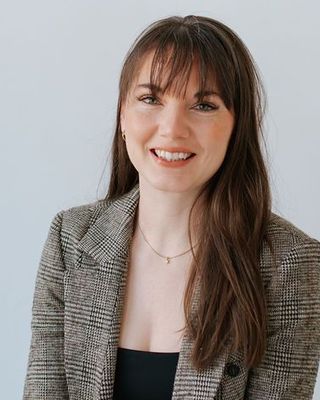 Photo of Rebecca Peters, LPC, LMHC, Counsellor