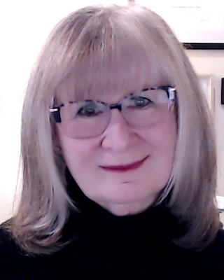 Photo of Linda Storm, MA, CCC, CHyp, Registered Psychotherapist (Qualifying)
