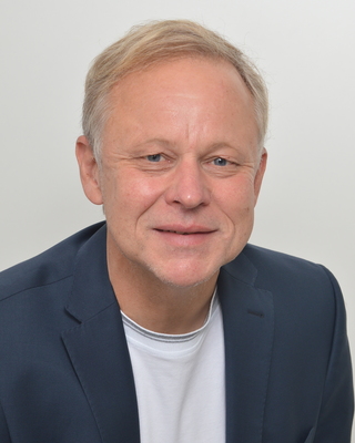 Photo of Dr. Nils Beer, PhD, BMASGK - Health Psychologist, Psychologist