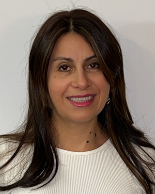 Photo of Yolanda Molina, LMHC, Counselor