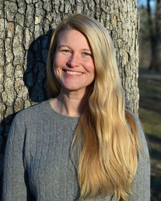 Photo of Erin Teigen, MSW, LCSW, RYT-200, VSW, CEIP-MH, Clinical Social Work/Therapist