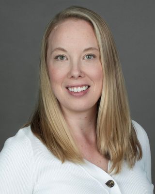 Photo of Erica Warder, RP, CTP Dip, Registered Psychotherapist