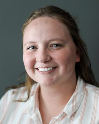 Photo of Ashlyn Ciszar, LCSW, Clinical Social Work/Therapist