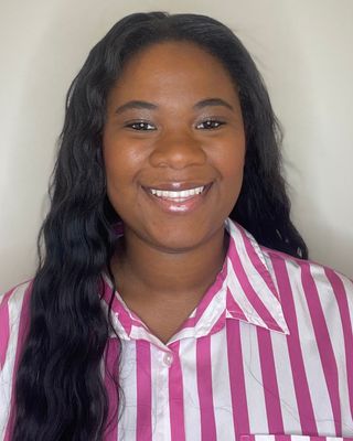 Photo of Amani Holland, Marriage & Family Therapist Intern