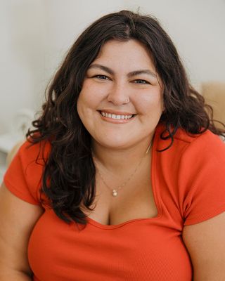 Photo of Estrella Askren-Gonzalez, MA, NCC, Pre-Licensed Professional