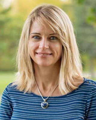 Photo of Shannon Woolner, RP, MEd, Registered Psychotherapist