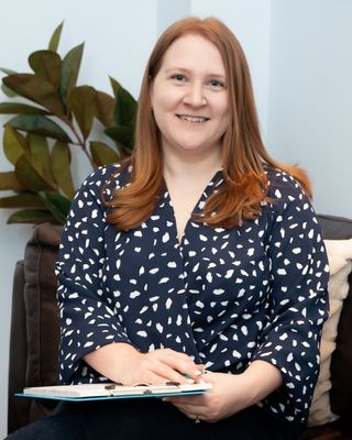 Photo of Sarah Dale, MSc, RP, RSW, RMFT, Registered Psychotherapist