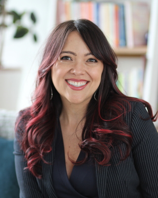 Photo of Dr. Ili Rivera Walter, PhD, LMFT, Marriage & Family Therapist