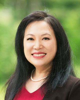 Photo of Xiaolan Yang, RP, MEd, Registered Psychotherapist