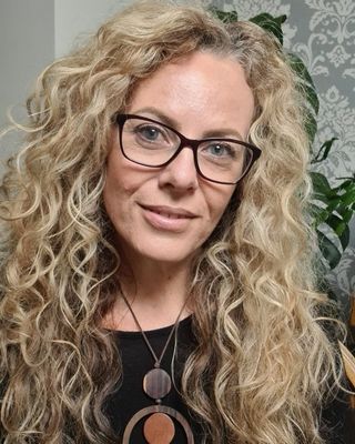 Photo of Leanne Banks, MBACP, Psychotherapist