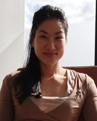 Photo of Hayley Yi, MAPS, Psychologist