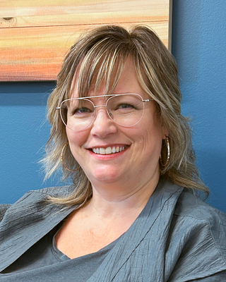 Photo of Robin Schmidt, BSW, Registered Social Worker