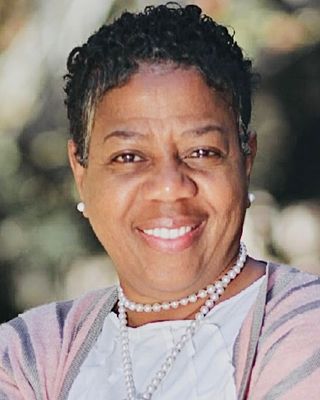 Photo of Dr. Terescah Lemon, PhD, MSW, NCC, Licensed Professional Counselor