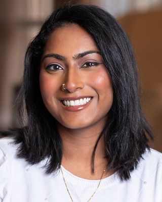 Photo of Saranki Sivan, MSW, RSW, Registered Social Worker