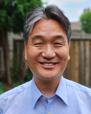 Photo of Jay Jung, MDiv, RP, RMFT, Registered Psychotherapist