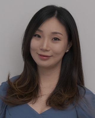 Photo of Stephanie Huang, MA, PACFA, Psychotherapist