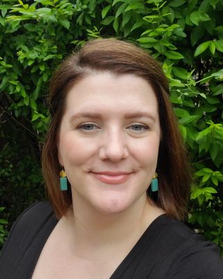 Photo of Annika Ross, LISW, Clinical Social Work/Therapist