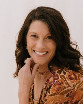 Photo of Jessica Simons, PhD, LMFT, EMDR, Marriage & Family Therapist