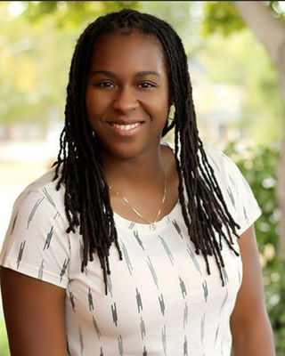 Photo of Shashonna Moore, Licensed Professional Counselor