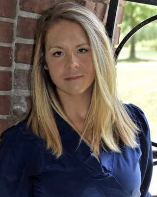 Photo of Elizabeth Ignace, LMSW, Clinical Social Work/Therapist