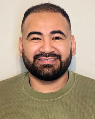 Photo of Fernando Alaniz, LMHCA, Counselor