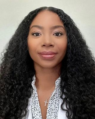 Photo of Shaterria Warren, NP, Psychiatric Nurse Practitioner