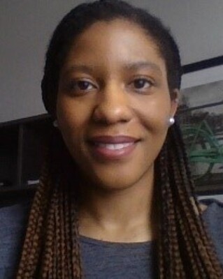 Photo of Rayanne Thompson, CCAC, MA, Registered Psychotherapist (Qualifying)