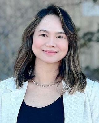 Photo of Ivy Hoo, PMHNP, Psychiatric Nurse Practitioner