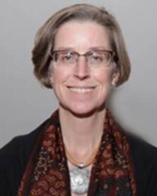 Photo of Emily Kearns, PhD, RMT, SEP