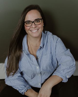 Photo of Mélanie Guillemette, MACP, RP, CCC, SEP, EMDR, Registered Psychotherapist