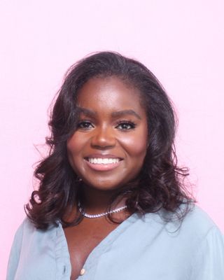 Photo of Sashauna Rhoden, (RPQ), MA, BSc, Registered Psychotherapist (Qualifying)