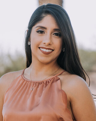 Photo of Viridiana Zendejas, MSW, LCSW, Clinical Social Work/Therapist