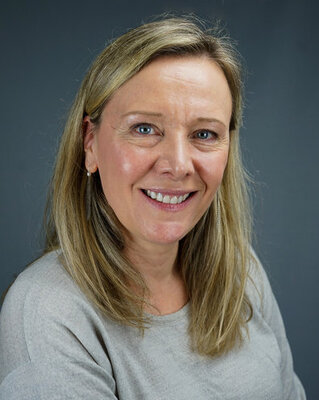 Photo of Elizabeth Davies, LPC, CSAT, CMAT, EMDR, Licensed Professional Counselor