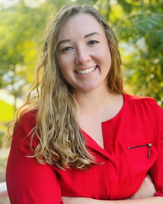 Photo of Samantha Dunnum, Clinical Social Work/Therapist