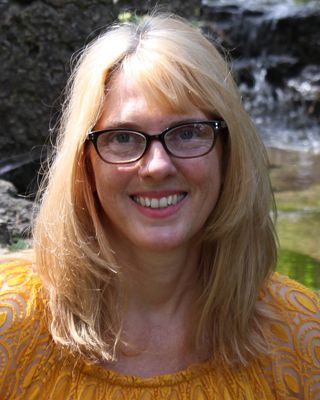 Photo of Krista Faw, MACP, SDS, Registered Psychotherapist