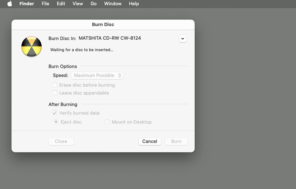 Burning a CD-R in macOS's Finder.