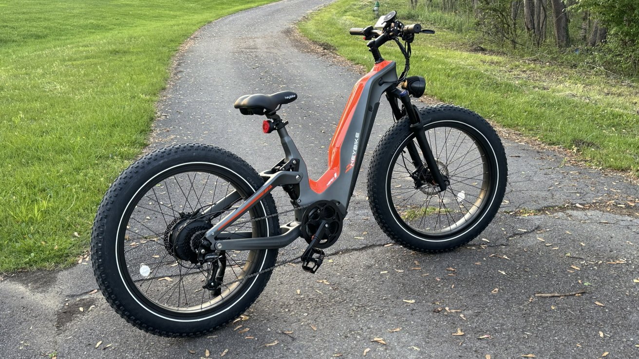 Heybike Hero on a riding path in the sun.