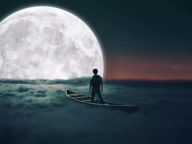 Live wallpaper «Look at the moon in the clouds»