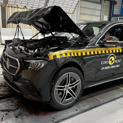 Mercedes-Benz E-Class - Full Width Rigid Barrier test 2024 - after crash