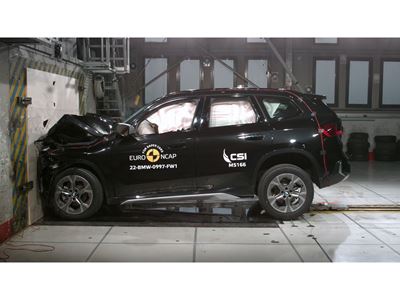 BMW X1 - Full Width Rigid Barrier test 2022