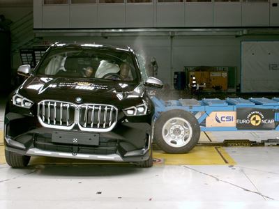 BMW X1 - Side Mobile Barrier test 2022