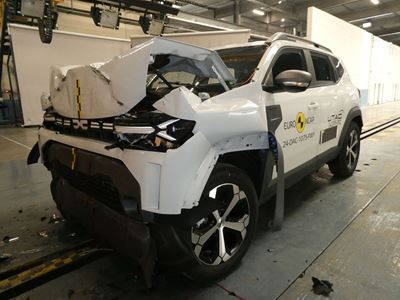 Dacia Duster - Full Width Rigid Barrier test 2024 - after crash