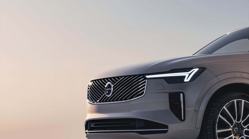 2025 Volvo XC90 facelift