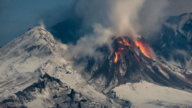 Imagen de archivo del volcán ruso Shiveluch.