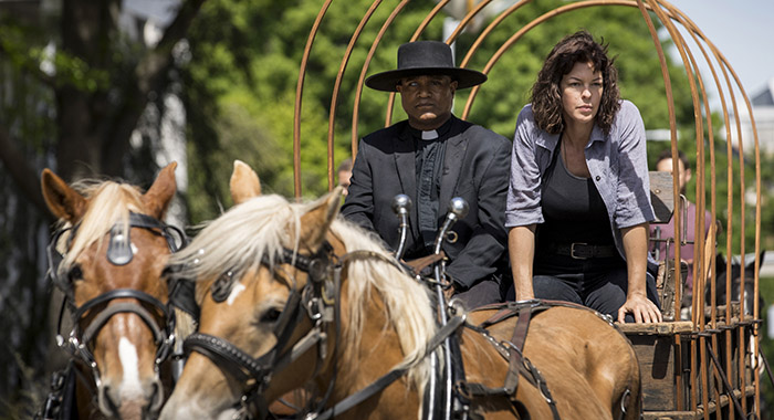 Seth Gilliam as Father Gabriel Stokes, Pollyanna McIntosh as Jadis/Anne - The Walking Dead _ Season 9, Episode 1 - Photo Credit: Jackson Lee Davis/AMC