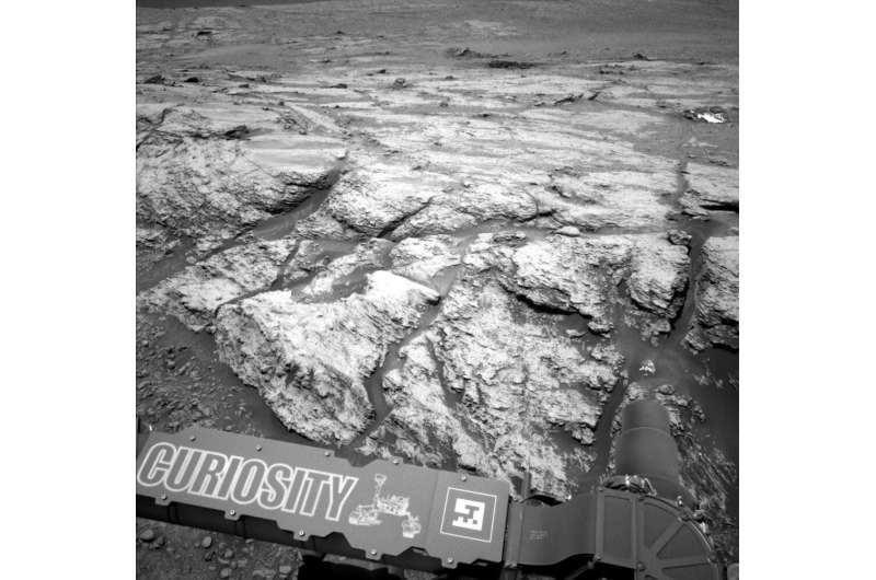 Curiosity detects unusually high methane levels