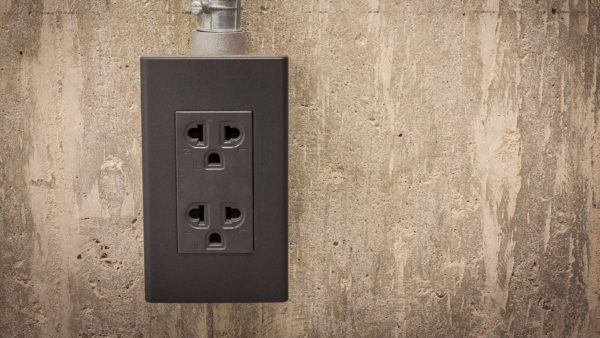 plug-plugin-electric-outlet-ss-1920